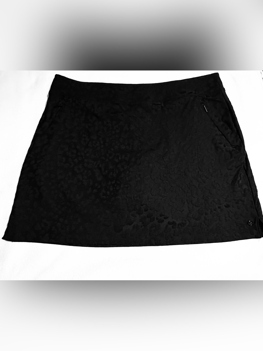 Tommy Bahama Black Subtle Leopard Burnout  Embossed Animal Print Mini Skirt, L